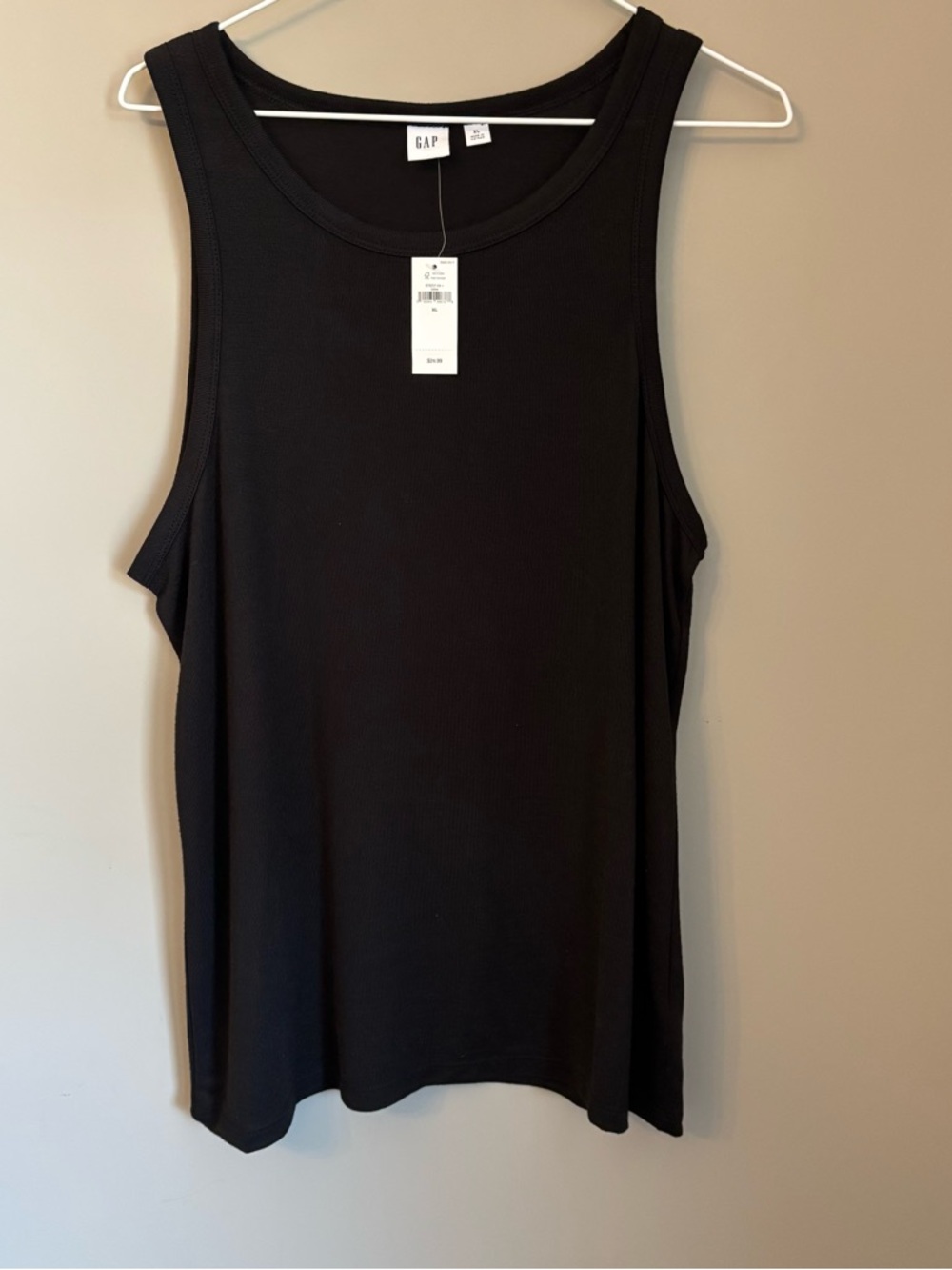 GAP Black Tank Top XL Sleeveless Lightweight Soft Basic Layering Top NWT